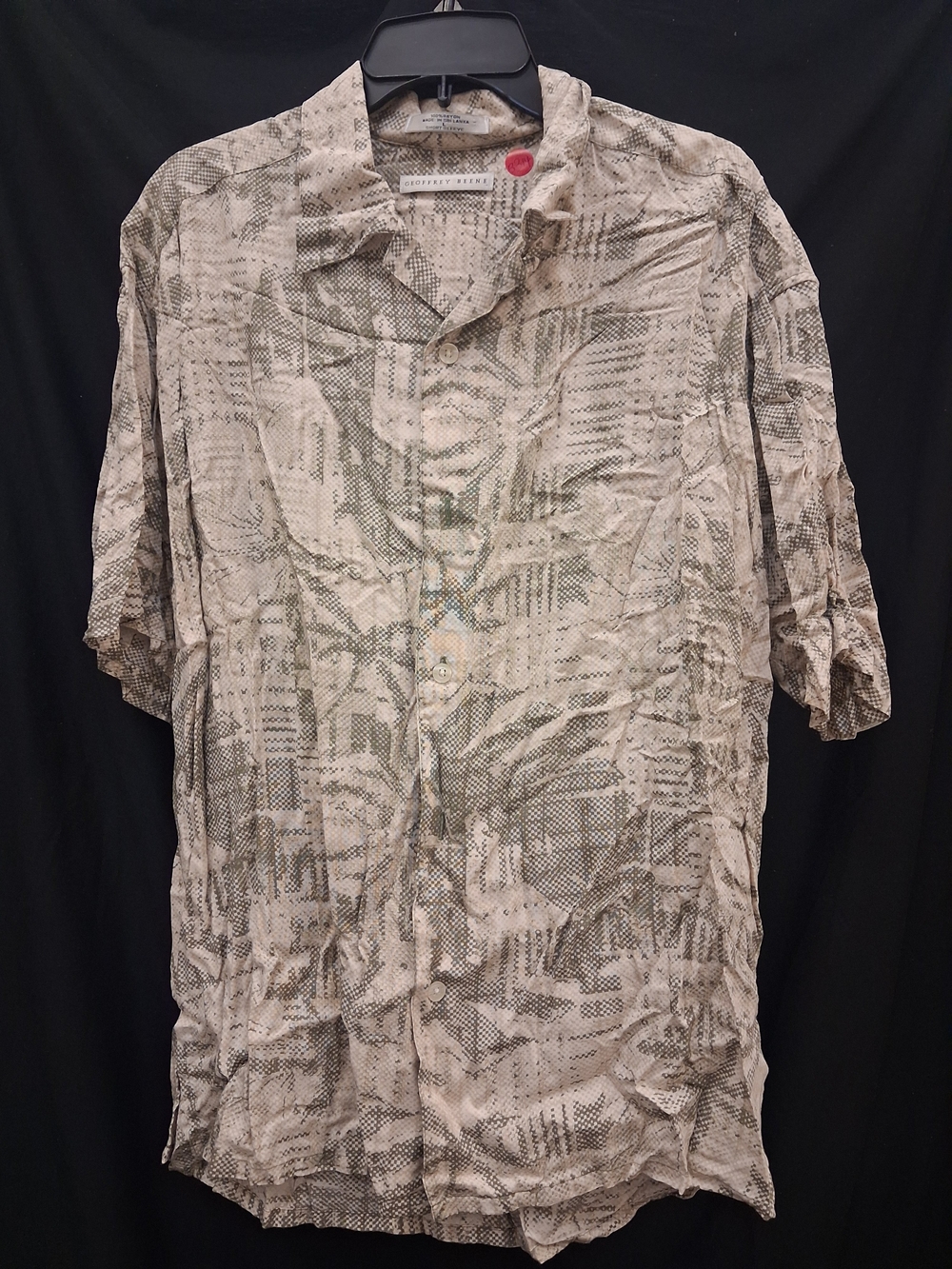Geoffrey Beene Beige and Olive Short Sleeve Camp Shirt
